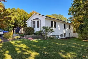 2 Grandview Ln, Easthampton, MA 01027 - Photo 4