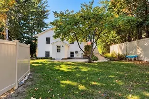 2 Grandview Ln, Easthampton, MA 01027 - Photo 32