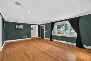 15 Maryland Ave, Chicopee, MA 01020 - Photo 6