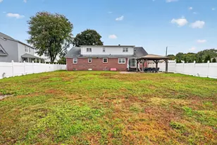 15 Maryland Ave, Chicopee, MA 01020 - Photo 34