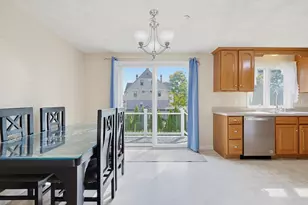 37 Dennis St, Attleboro, MA 02703 - Photo 12