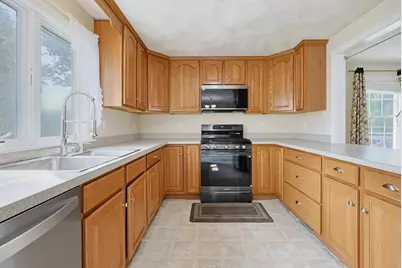 37 Dennis St #5, Attleboro, MA 02703 - Photo 8
