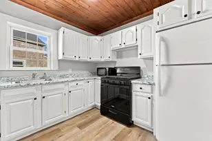 95 Eastern Ave, Swansea, MA 02777 - Photo 4