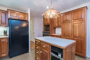 166 Harkness Rd, Amherst, MA 01002 - Photo 12