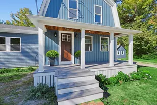 299 S Precinct St, Taunton, MA 02718 - Photo 14