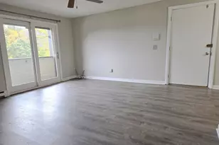 129 Quaker Hwy, Uxbridge, MA 01569 - Photo 12