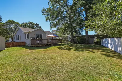 49 Crest St, Ludlow, MA 01056 - Photo 2