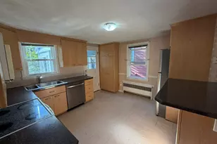 32 Aldrich St, Boston, MA 02131 - Photo 6