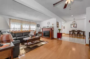 5 Grover St, Revere, MA 02151 - Photo 16