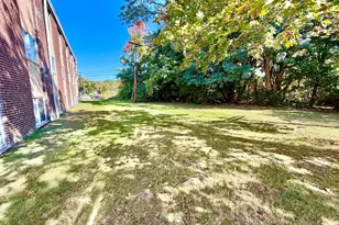 26 Willis St, Framingham, MA 01702 - Photo 16