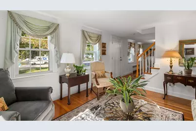 1566 Main Street, Walpole, MA 02081 - Photo 2