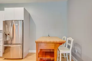 60 Cross St E, Somerville, MA 02145 - Photo 14