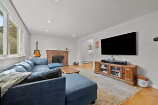18 Thompson Ln, Lynn, MA 01904 - Photo 24