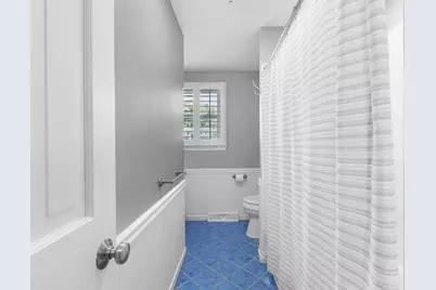 70 Westwind Rd, Lowell, MA 01852 - Photo 16