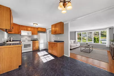 70 Westwind Rd, Lowell, MA 01852 - Photo 6