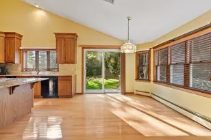 1102C Ridgefield Cir, Clinton, MA 01510 - Photo 14