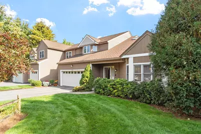 1102C Ridgefield Cir #1102C, Clinton, MA 01510 - Photo 2