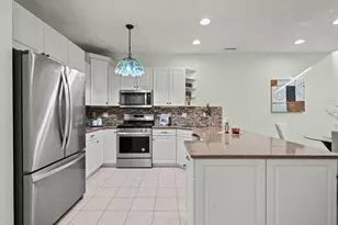 25 Stonebury Way, Tewksbury, MA 01876 - Photo 8