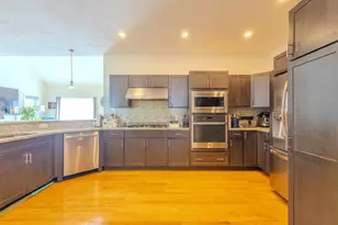 9 Lovers Ln, Bellingham, MA 02019 - Photo 2