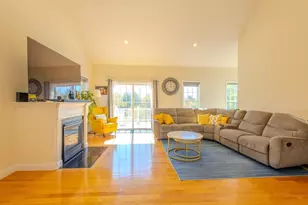 9 Lovers Ln, Bellingham, MA 02019 - Photo 8