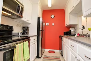 141 Savin Hill Ave, Boston, MA 02125 - Photo 4
