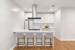 18 Yale Terrace, Boston, MA 02130 - Photo 2