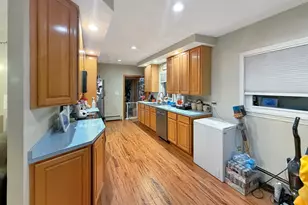 40 Vestal St, Fall River, MA 02720 - Photo 6
