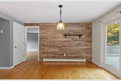 104 Sawyer St, Gardner, MA 01440 - Photo 8