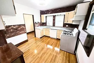 34 Upland Rd, Belmont, MA 02478 - Photo 2