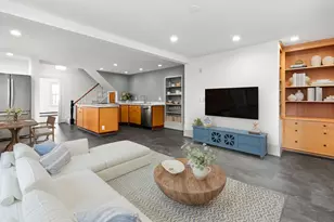 20 Chestnut St, Newburyport, MA 01950 - Photo 1