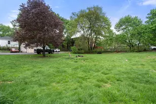 11-15 5th Ave, Webster, MA 01570 - Photo 8