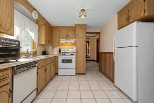 664 East St, Wrentham, MA 02093 - Photo 22