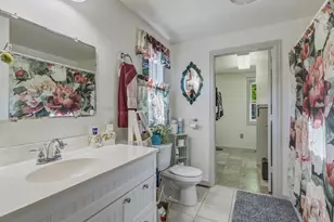 91 Batchelor St, Granby, MA 01033 - Photo 16