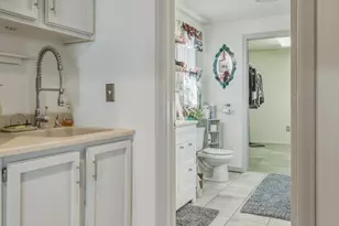 91 Batchelor St, Granby, MA 01033 - Photo 14