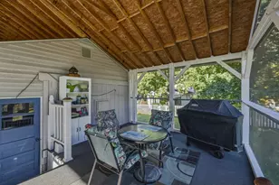 91 Batchelor St, Granby, MA 01033 - Photo 28