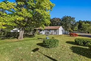 91 Batchelor St, Granby, MA 01033 - Photo 36