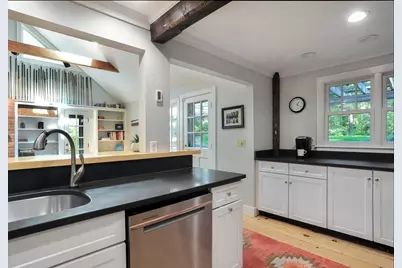 149 Temple St, Duxbury, MA 02332 - Photo 8