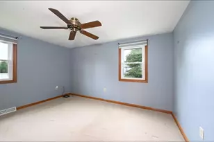 318 Essex St, Whitman, MA 02382 - Photo 18