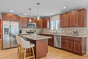 494 Hilldale Ave, Haverhill, MA 01832 - Photo 8