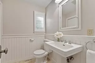 39 Rollingwood Ln, Concord, MA 01742 - Photo 12