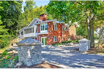 39 Buckman St, Woburn, MA 01801 - Photo 1