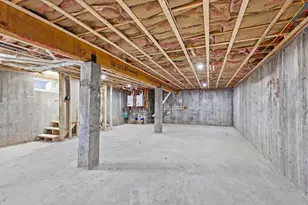 11 Beacon St, Lawrence, MA 01843 - Photo 14