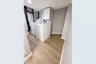 212 Vernon St, Worcester, MA 01607 - Photo 4