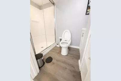212 Vernon St, Worcester, MA 01607 - Photo 8