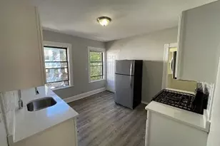 76 Bellevue St, Boston, MA 02125 - Photo 2