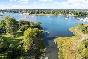 7 Hutton St, Danvers, MA 01923 - Photo 1