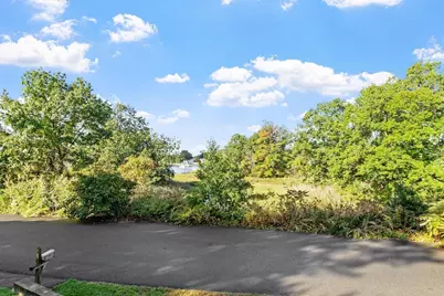 7 Hutton St, Danvers, MA 01923 - Photo 12