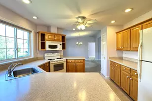 22 Brookstone Dr, Bridgewater, MA 02324 - Photo 16