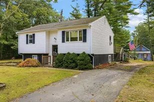95 Mayflower Ln, Wareham, MA 02571 - Photo 2