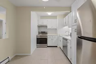5 Linda Ln, Boston, MA 02125 - Photo 8
